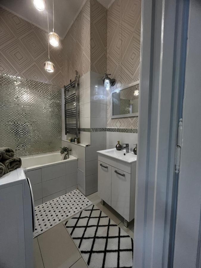 White Luxury Apartment Budapest Kültér fotó