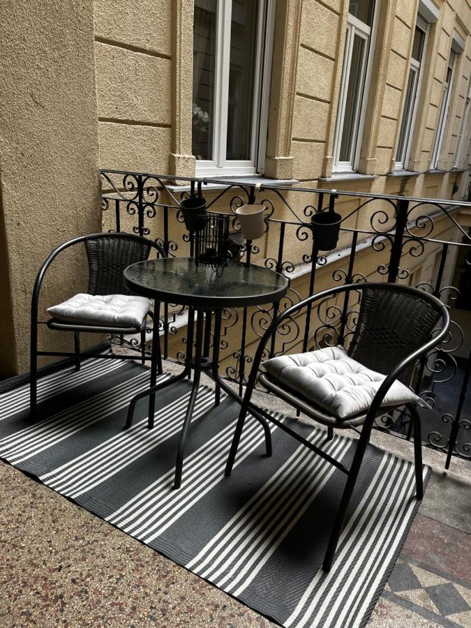White Luxury Apartment Budapest Kültér fotó